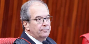 Corregedor Eleitoral Proíbe Impulsionamento de Nikolas e Marçal em Redes Sociais e Multa Pesada para Quem Desobedecer