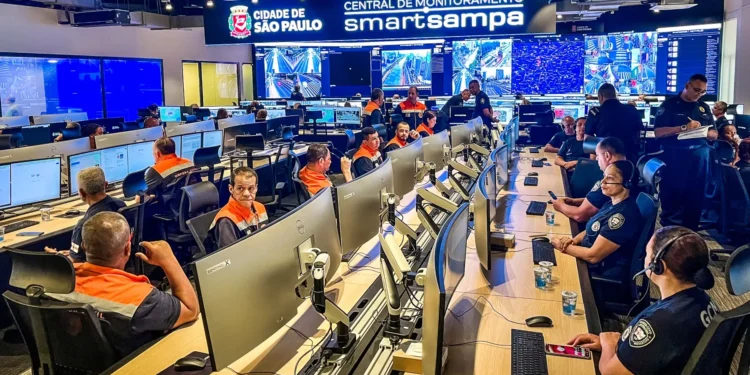 Vazamento em Câmeras Smart Sampa: Prefeitura de SP Investiga Exposição de Locais Sensíveis e Culpa Servidor