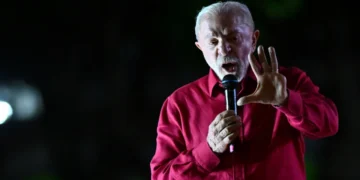 Lula cobra ‘enquadramento’ da Meta e defende regulamentação de redes sociais sem censura