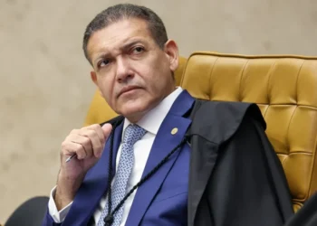 Nunes Marques pede mais funcionários em big techs para eleição e nega suspensão de canais políticos controversos