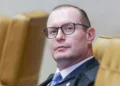 Flávio Bolsonaro questiona resultado das urnas na Justiça Eleitoral e busca anulação de eleição de Lula