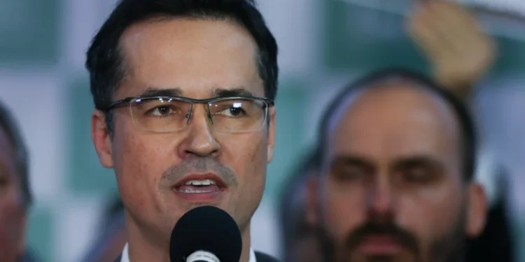 Deltan Dallagnol eleito senador: “Paraná decidiu não se dobrar” a Brasília e ao “sistema de abuso”