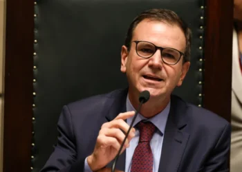 Eduardo Paes em Risco: Sonho de Vitória no 1º Turno Desaparece, Futuro no 2º Turno Depende do TSE